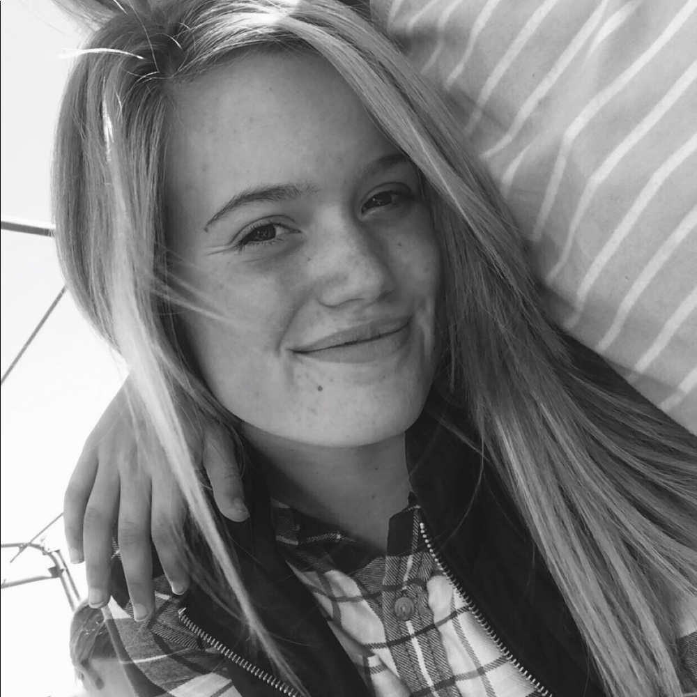 Meet your Posher, Samantha